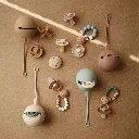 mushie-siliconen-fopspeenhouder-soft-lilac-1.webp
